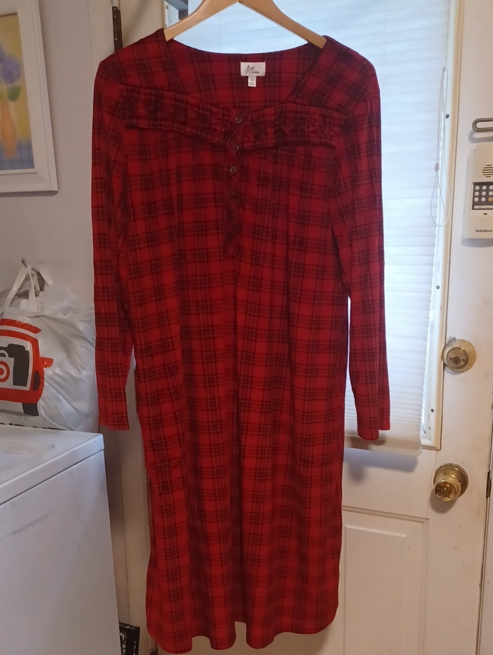 Aria Women's Red Plaid Long Sleeve Night Gown Sleep Dress Lounge Wear L